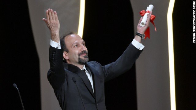 Cineasta iraní ganador del Oscar califica de “inhumano” veto migratorio