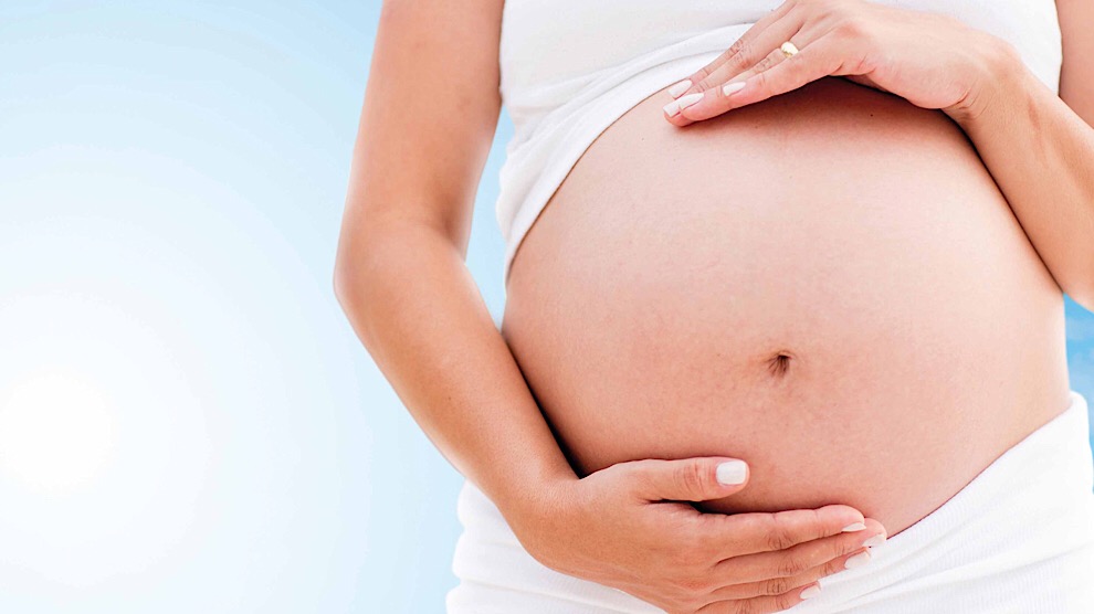 Reportan más de 176 mil interrupciones de embarazo en 10 años en la ciudad