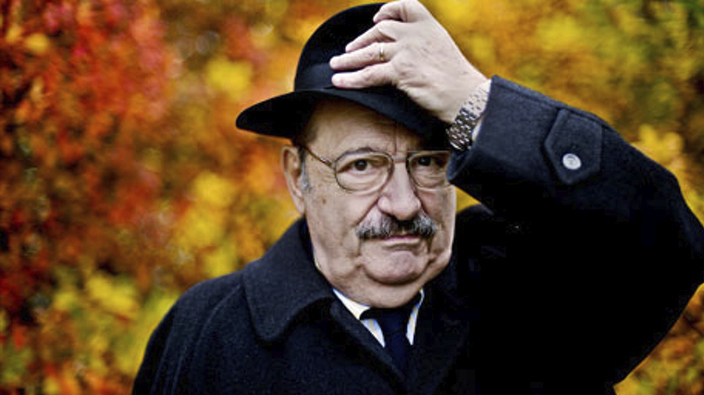 Camina por la biblioteca de Umberto Eco