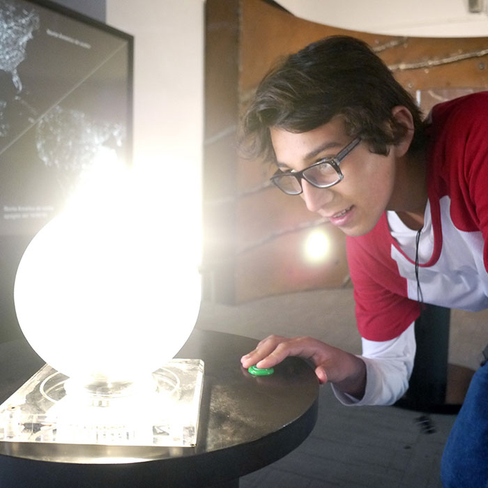 El Museo de la Luz forma a una nueva generación de divulgadores de la ciencia