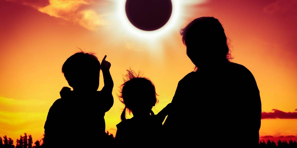 Recomendaciones de un astronauta para ver el eclipse solar