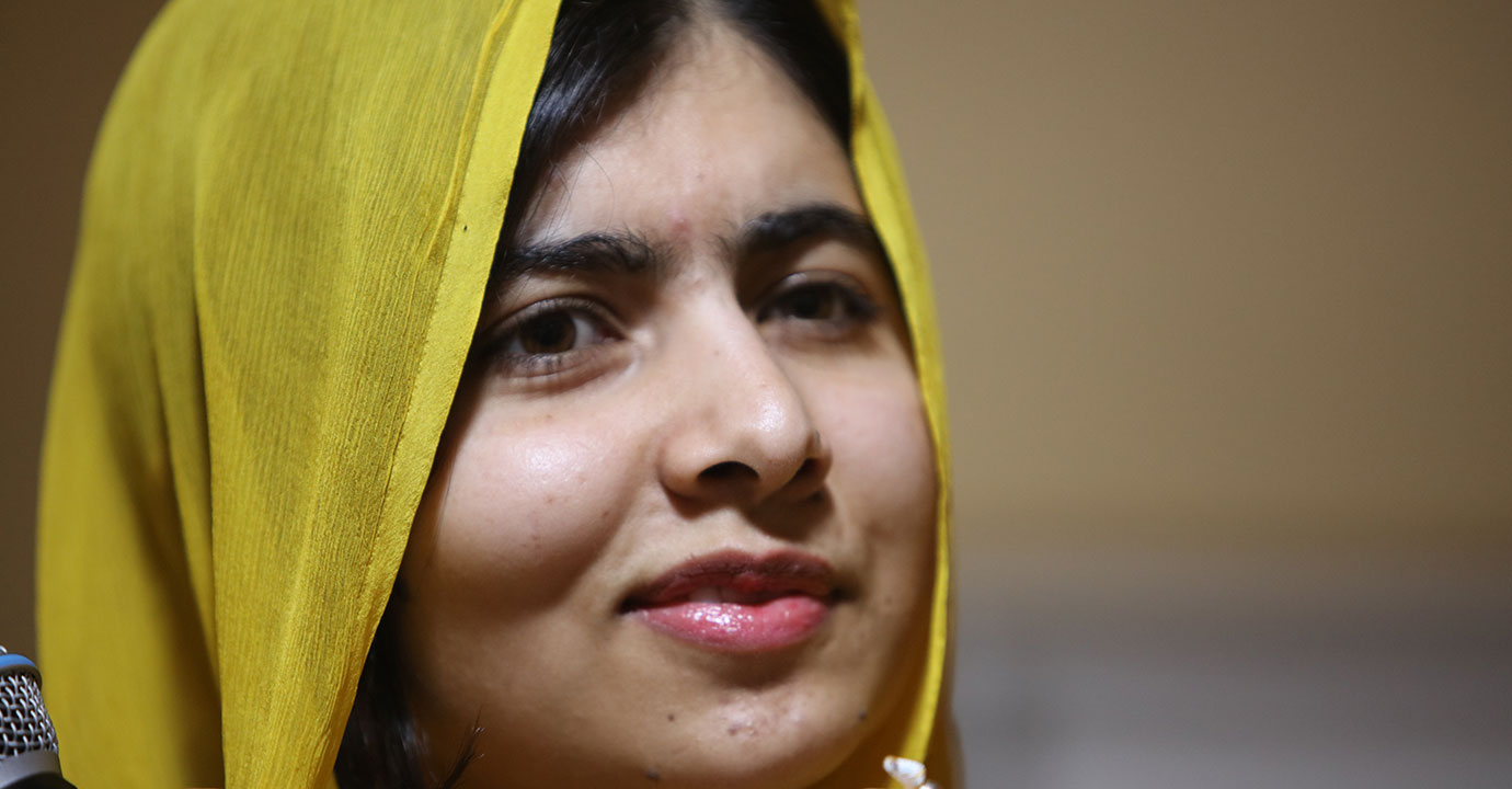 Malala visita Pakistán por primera vez desde que trataron de matarla