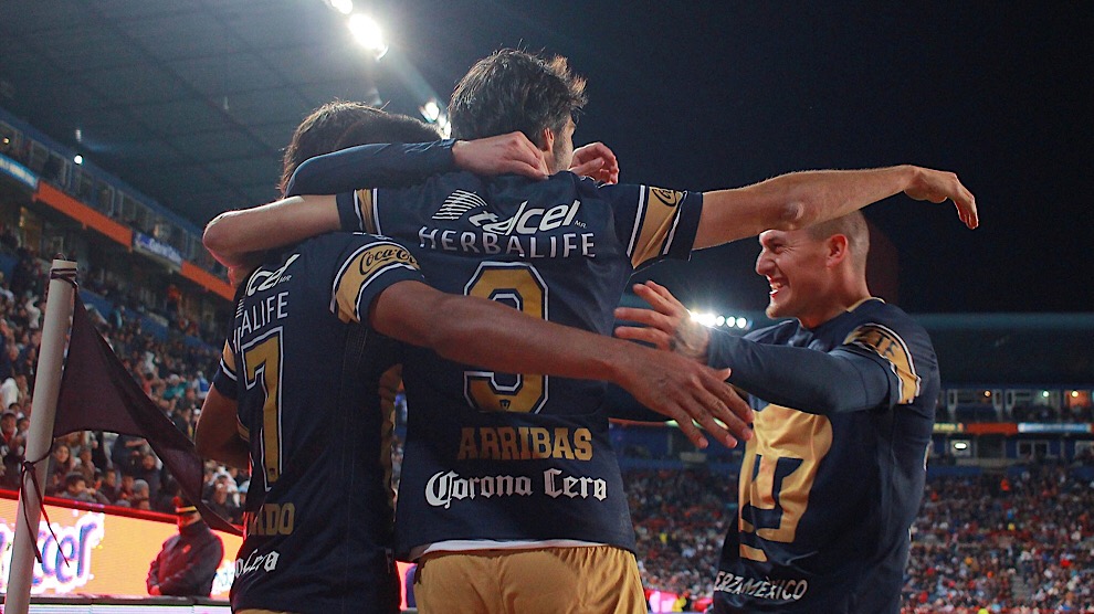 Contundente triunfo de Pumas