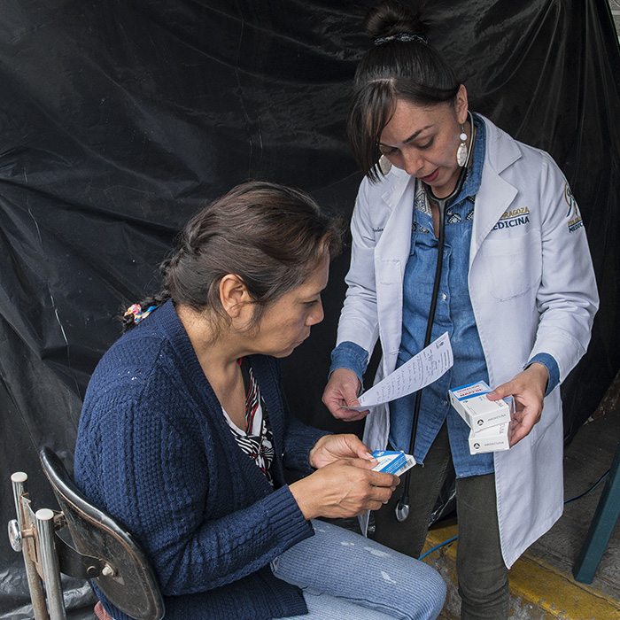 La UNAM organiza jornada de salud para damnificados del sismo de septiembre