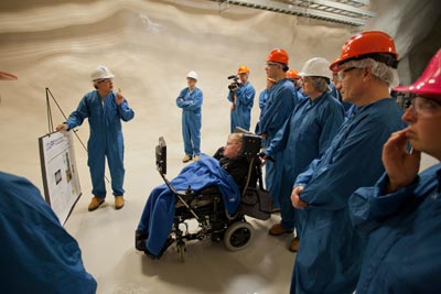 Hawking, el hombre que tocó el Universo