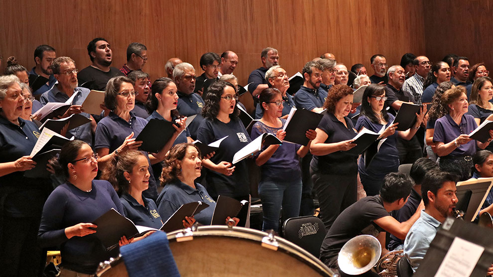 Coro Filarmónico Universitario celebra su décimo aniversario