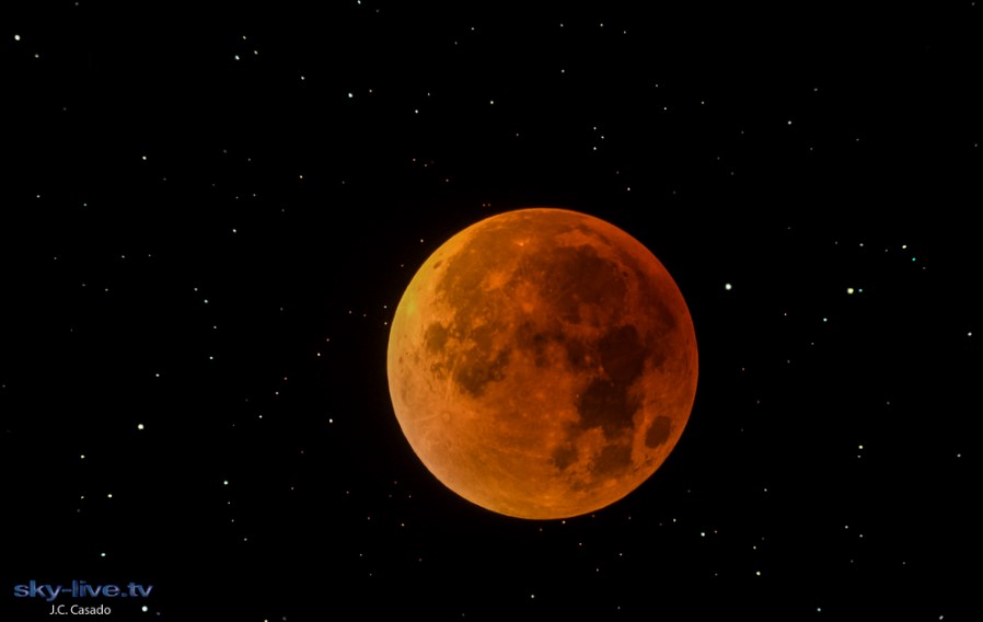Dónde ver el eclipse lunar más largo del siglo