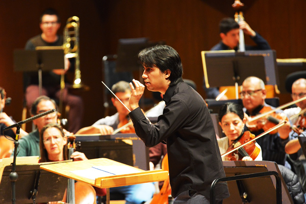 OFUNAM brinda oportunidad para directores de orquesta