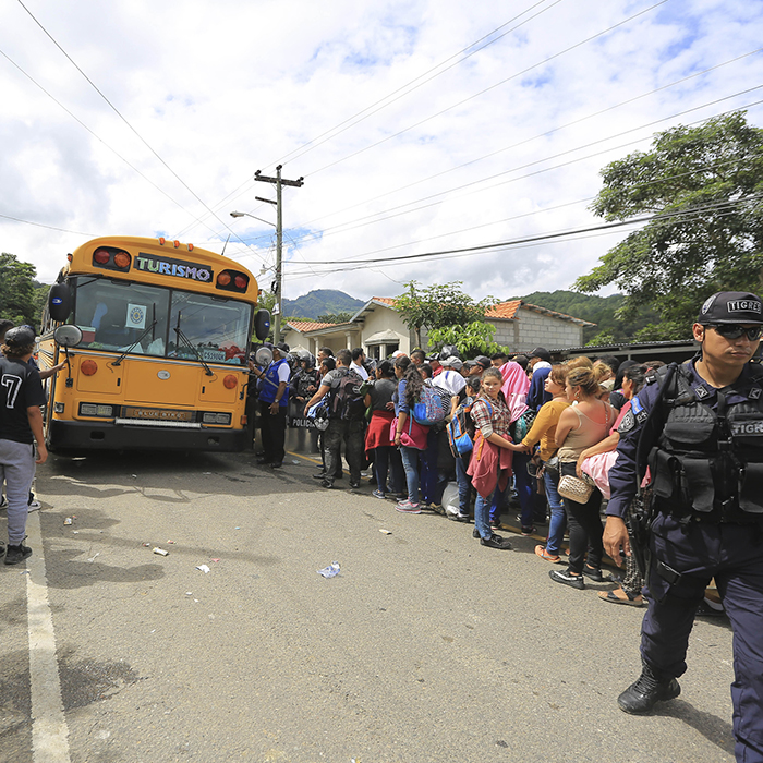 Caravana Migrante ingresa a México