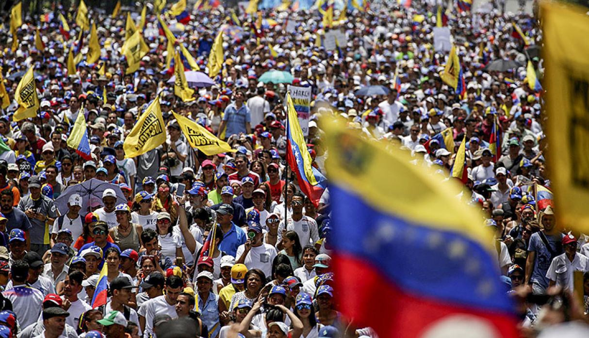 Transmisión: conferencia ¿Está claro qué pasa en Venezuela?