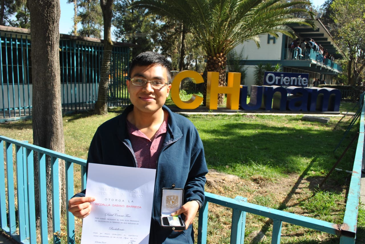 Enfermedad no detiene a universitario