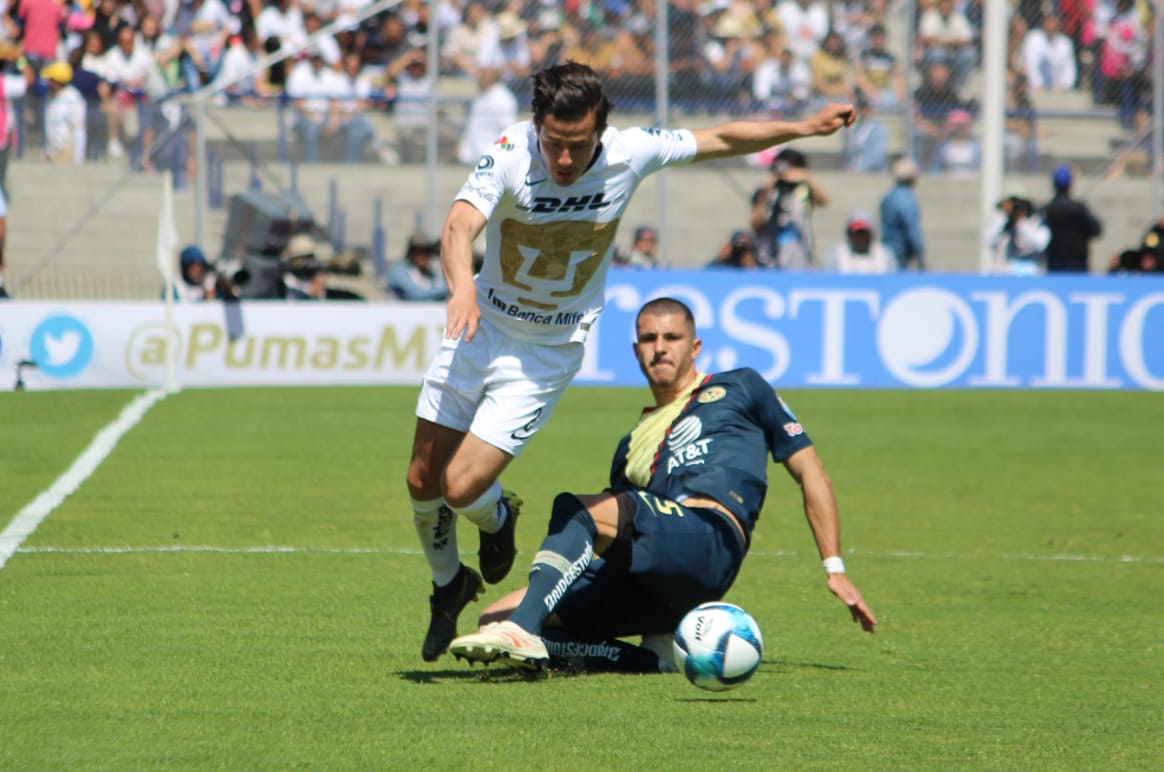 Con garra Pumas derrota al América