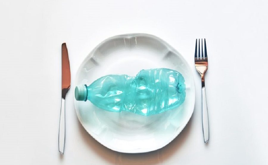 consumimos-plástico-presente-agua-aire-suelo-alimentos-UNAMGlobal