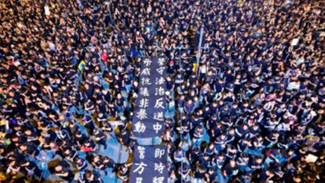 manifestarse-contra-extradición-HongKong-China-UNAMGlobal
