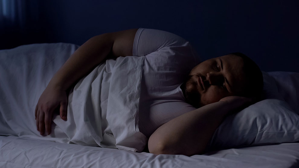 Privación de sueño contribuye a la obesidad