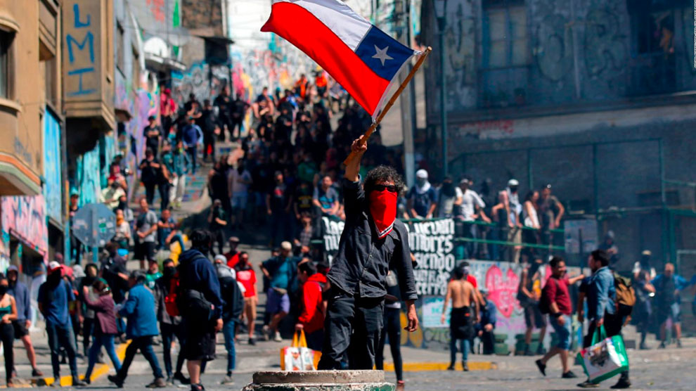 Chile, reacción agónica de un orden de cosas que toca a su fin