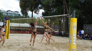 culmina-voleibol-playa4-juegos-universitarios-atletas-auriazules-UNAMGlobal