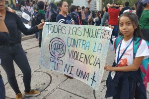 Marchas-contra-la-violencia-de-género-1-300x200