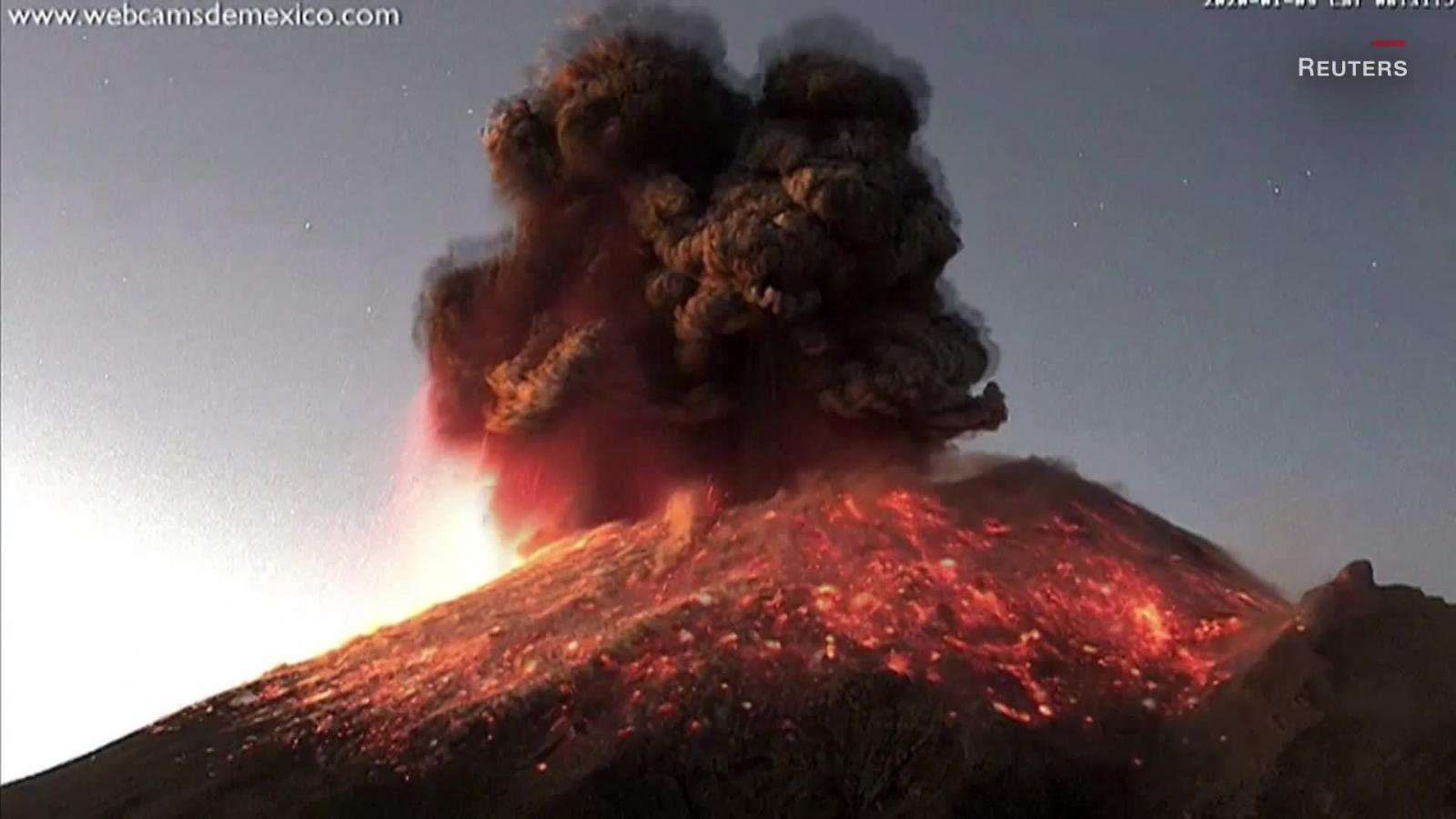 Retransmisión: Encuentro académico “El Popocatépetl: 25 años de actividad eruptiva”