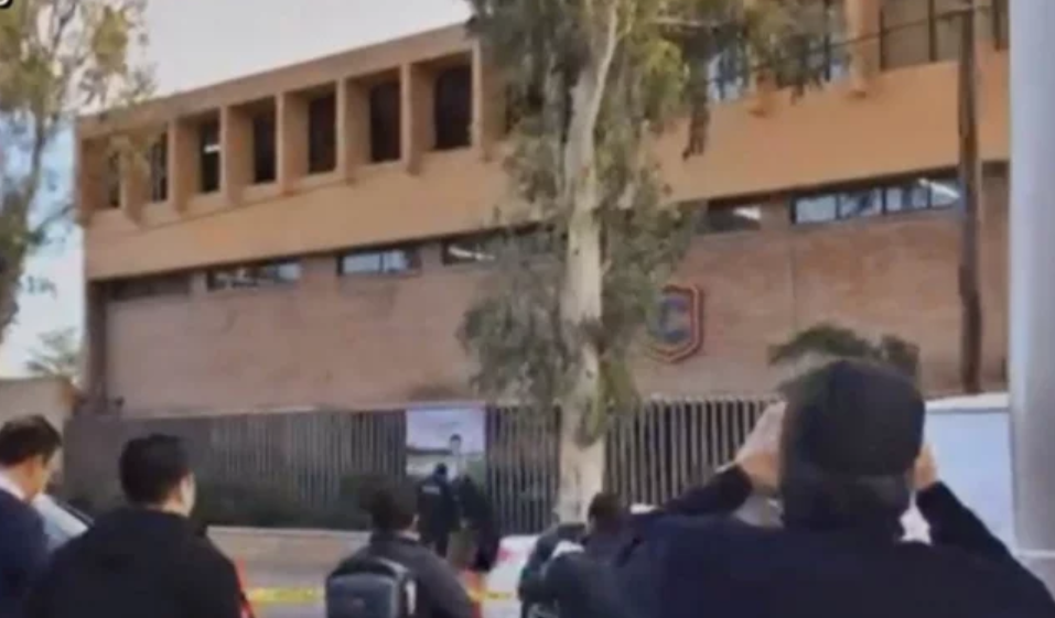 Estudiante desata tiroteo en colegio de Torreón; hay dos muertos