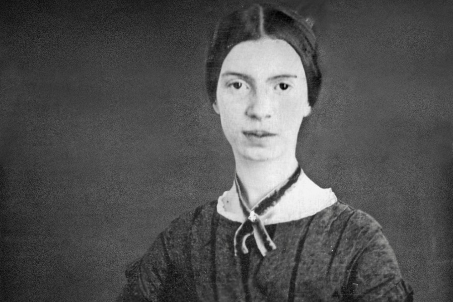 Emily Dickinson: 190 años de la poetiza adelantada a su época