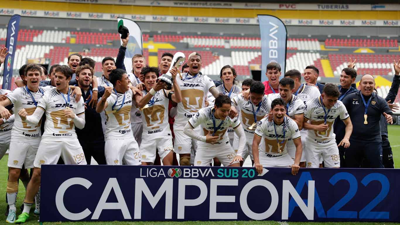 Pumas levanta por primera vez el título en la categoría Sub-20