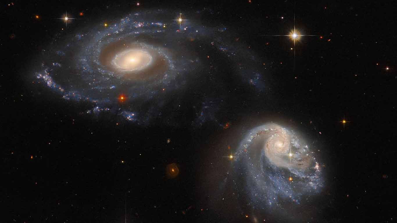 Telescopio Hubble captura a dos de galaxias interactuando