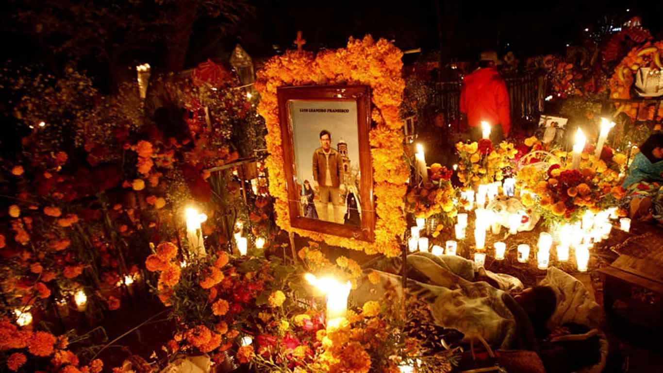 Ofrendas del Día de Muertos, herencia prehispánica y de la Colonia | UNAM  Global
